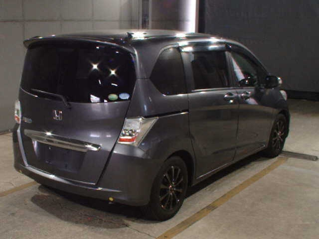 HONDA FREED 2012