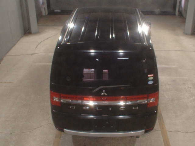 MITSUBISHI DELICA D5 2013