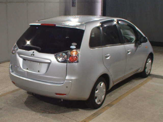 MITSUBISHI COLT PLUS 2010