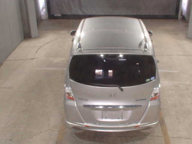 HONDA FREED 2013
