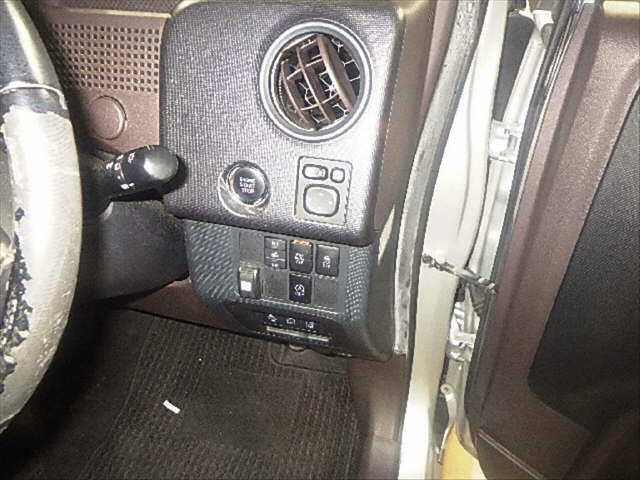 TOYOTA SPADE 2016