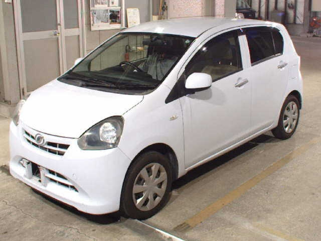 DAIHATSU MIRA E S 2012