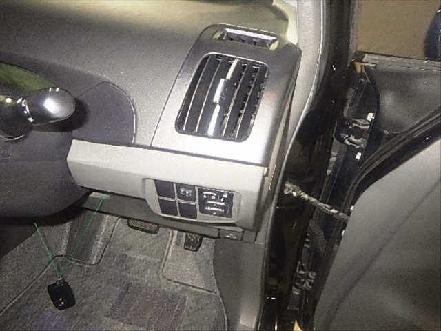 TOYOTA PRIUS 2010