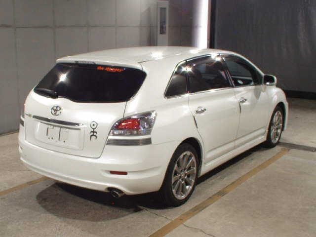 TOYOTA MARK X ZIO 2012