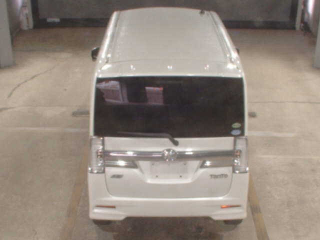 DAIHATSU TANTO 2013