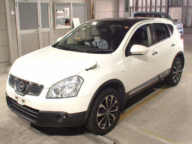 NISSAN DUALIS 2013