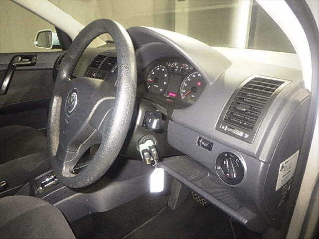 VOLKSWAGEN POLO 2008