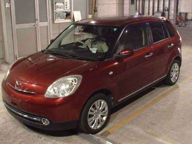 MAZDA VERISA 2013