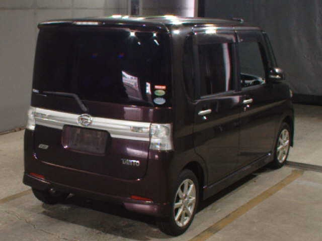 DAIHATSU TANTO 2012