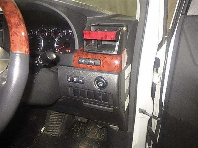 TOYOTA VELLFIRE 2009