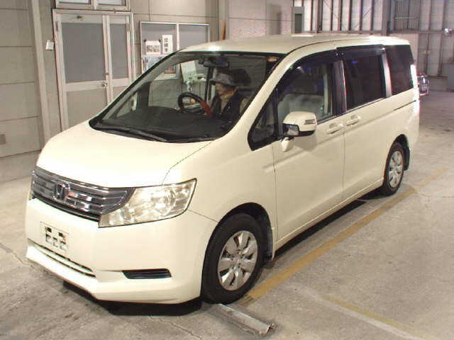 HONDA STEP WAGON 2010