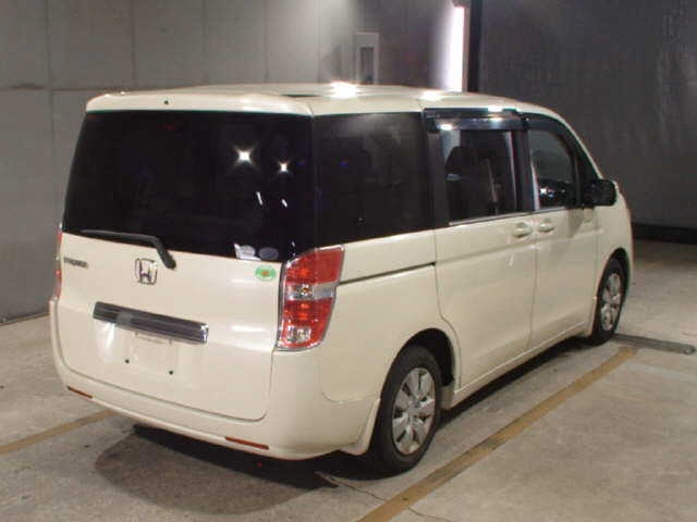 HONDA STEP WAGON 2010