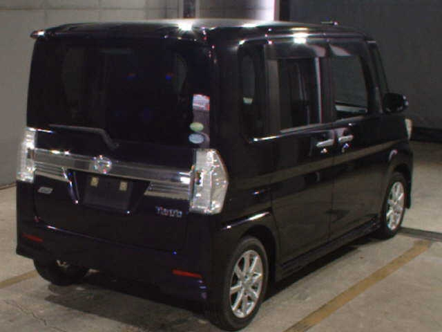 DAIHATSU TANTO 2013