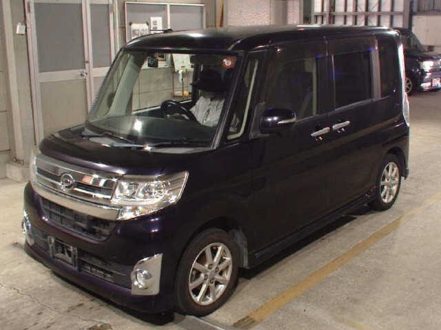 DAIHATSU TANTO 2014