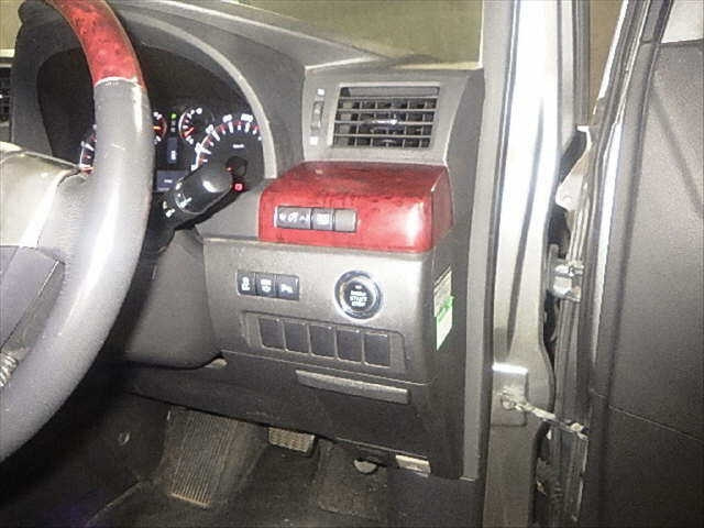 TOYOTA ALPHARD 2008