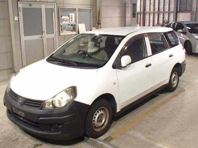 NISSAN AD 2012