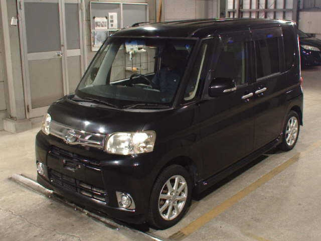 DAIHATSU TANTO 2013