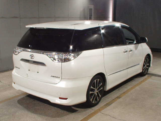 TOYOTA ESTIMA 2014