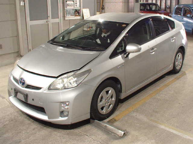 TOYOTA PRIUS 2011