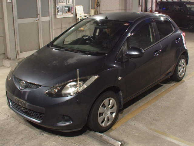 MAZDA DEMIO 2010