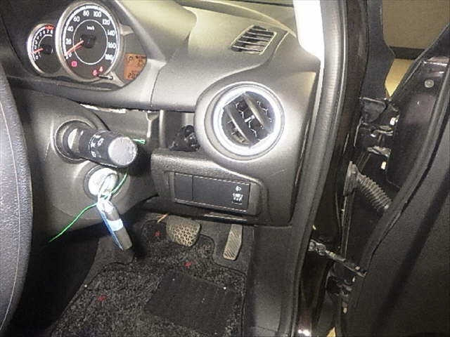 MAZDA DEMIO 2012