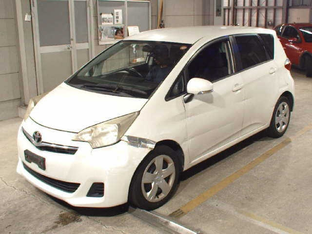 TOYOTA RACTIS 2012