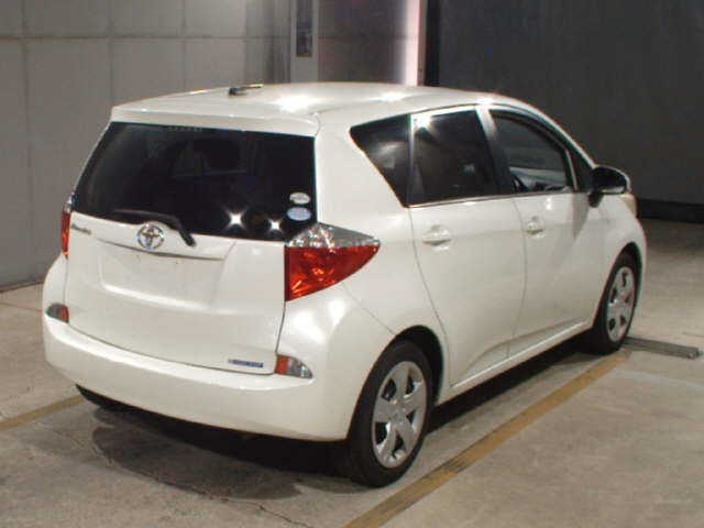 TOYOTA RACTIS 2012