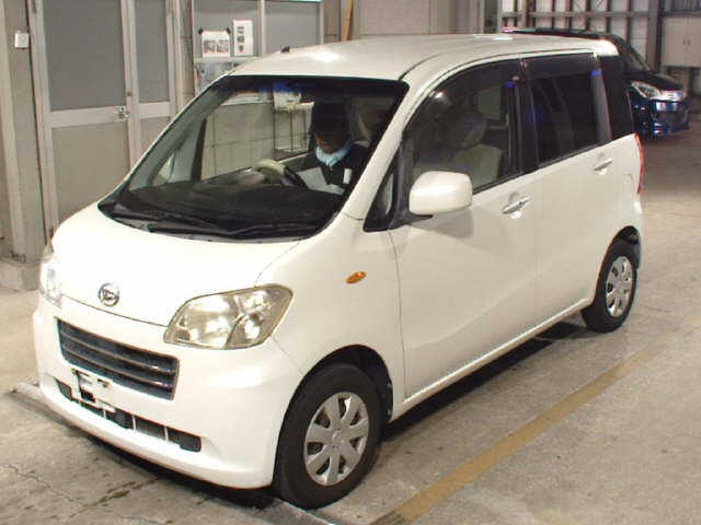 DAIHATSU TANTO EXE 2010