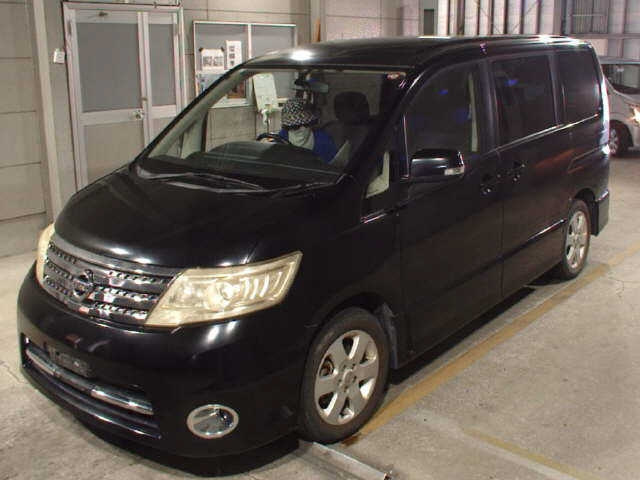 NISSAN SERENA 2010