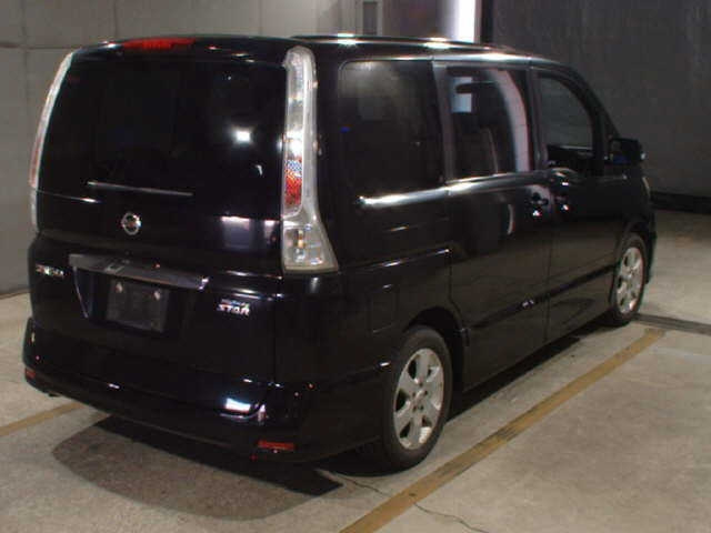 NISSAN SERENA 2010