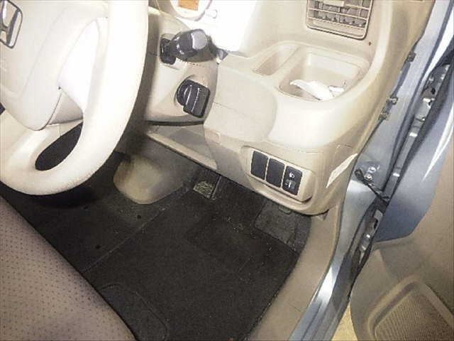 HONDA LIFE 2009