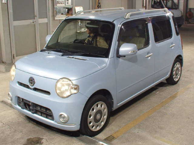DAIHATSU MIRA 2010