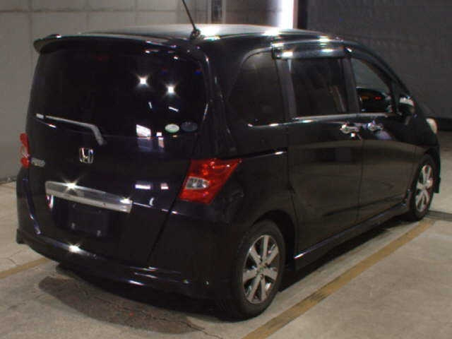 HONDA FREED 2008