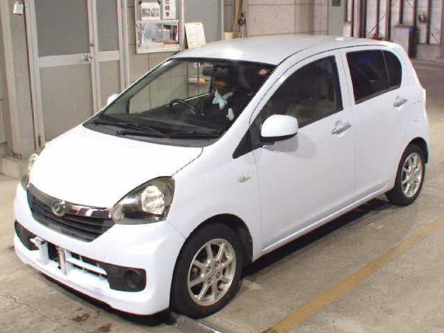 DAIHATSU MIRA E S 2016