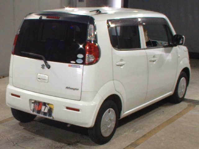 SUZUKI MRWAGON 2011