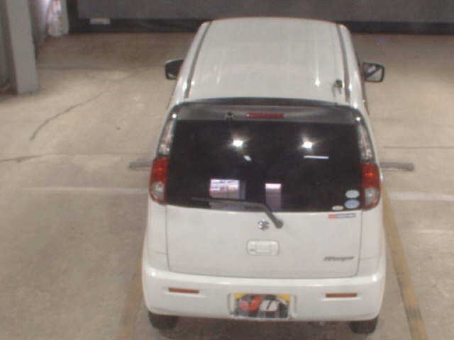 SUZUKI MRWAGON 2011