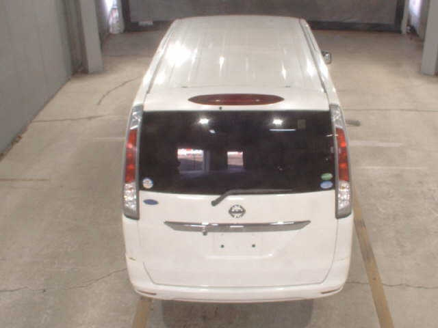 NISSAN SERENA 2012