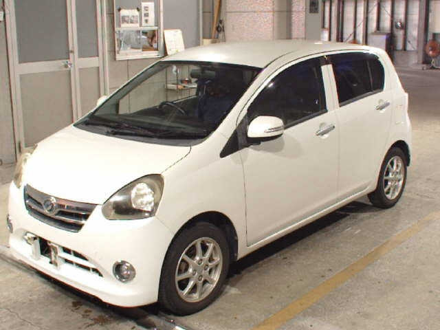 DAIHATSU MIRA E S 2012