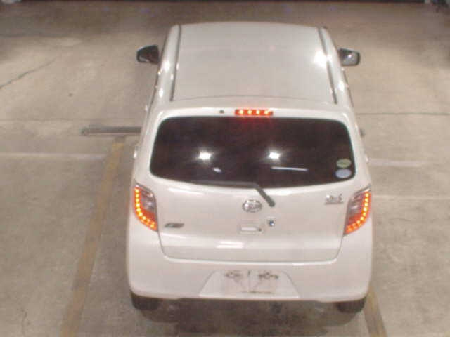 DAIHATSU MIRA E S 2012