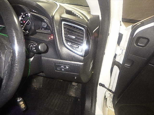 MAZDA AXELA 2014