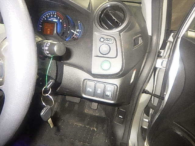 HONDA INSIGHT 2014