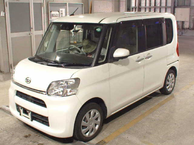 DAIHATSU TANTO 2018
