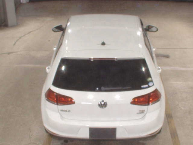 VOLKSWAGEN GOLF 2016
