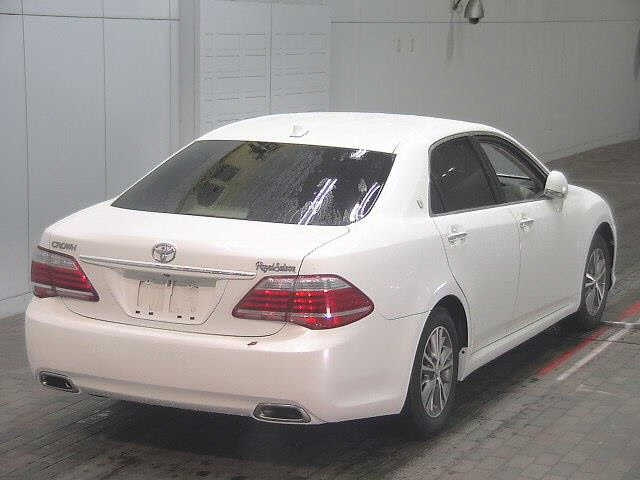 TOYOTA CROWN 2012