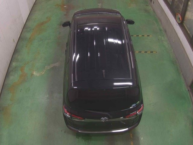 TOYOTA SIENTA 2016