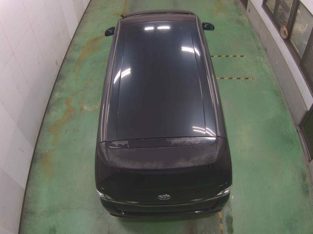 TOYOTA VELLFIRE 2009