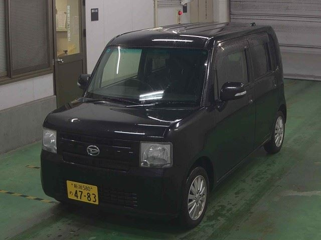 DAIHATSU MOVE CONTE 2013