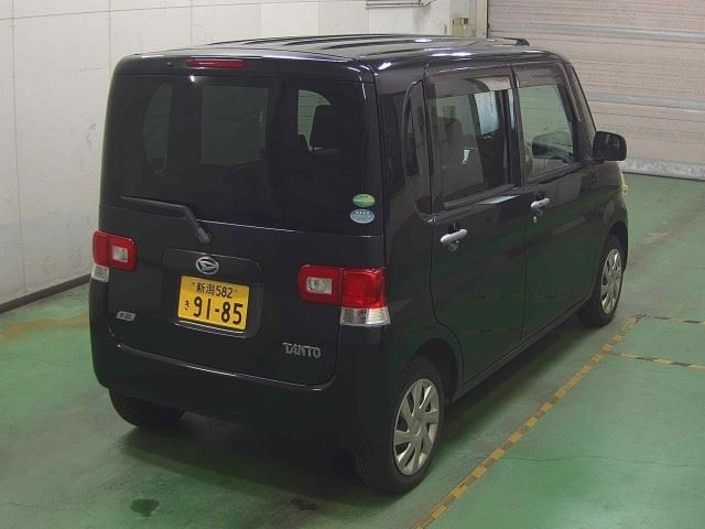 DAIHATSU TANTO 2013