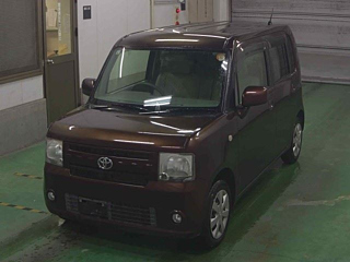 TOYOTA PIXIS SPACE 2013