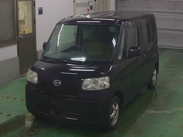DAIHATSU TANTO 2008